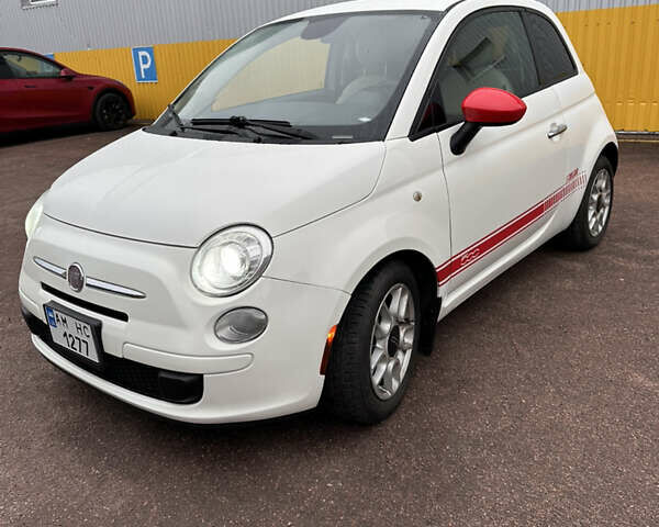 Белый Фиат 500, объемом двигателя 1.37 л и пробегом 141 тыс. км за 7000 $, фото 1 на Automoto.ua