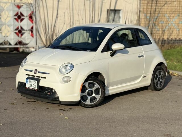 Білий Фіат 500, об'ємом двигуна 0 л та пробігом 135 тис. км за 7000 $, фото 1 на Automoto.ua