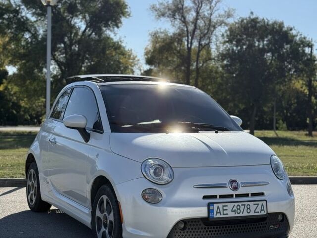 Белый Фиат 500, объемом двигателя 0 л и пробегом 60 тыс. км за 6519 $, фото 1 на Automoto.ua