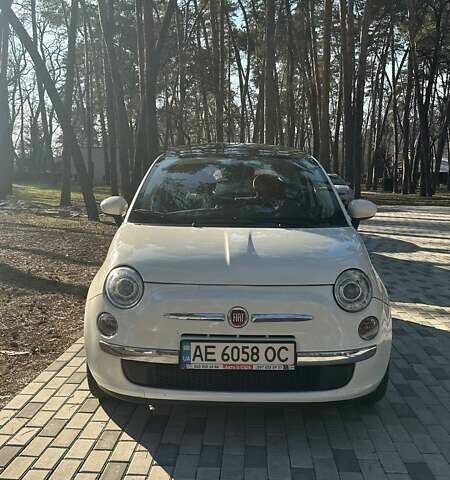 Белый Фиат 500, объемом двигателя 1.4 л и пробегом 110 тыс. км за 9999 $, фото 1 на Automoto.ua