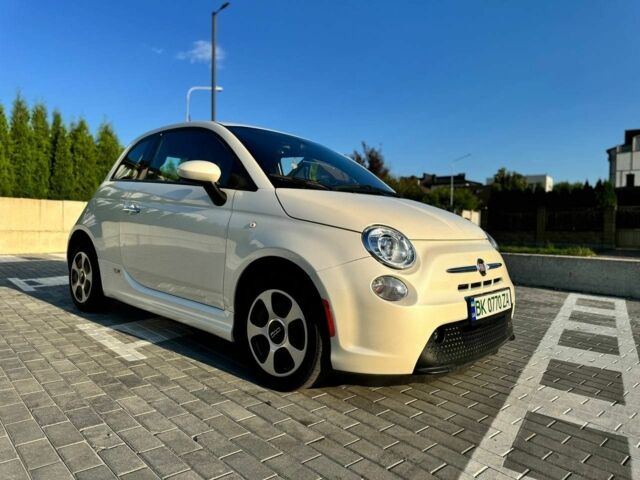 Білий Фіат 500, об'ємом двигуна 0 л та пробігом 52 тис. км за 8793 $, фото 1 на Automoto.ua