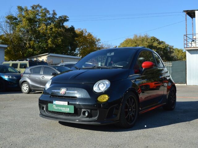 Чорний Фіат 500, об'ємом двигуна 1.4 л та пробігом 122 тис. км за 8200 $, фото 1 на Automoto.ua