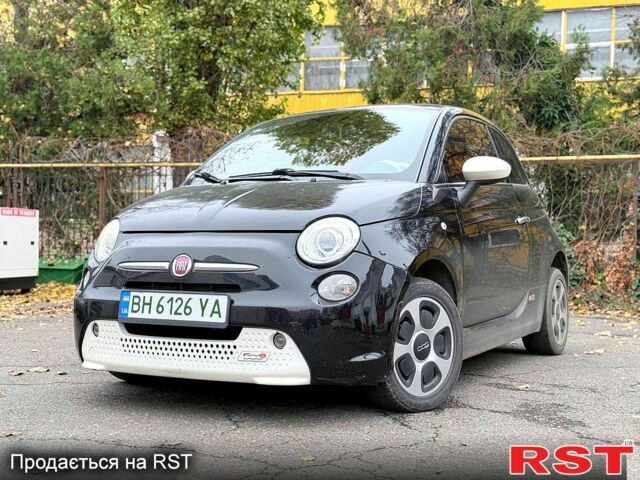 Черный Фиат 500, объемом двигателя 0 л и пробегом 97 тыс. км за 5999 $, фото 1 на Automoto.ua