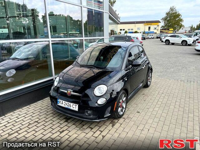 Черный Фиат 500, объемом двигателя 1.4 л и пробегом 680 тыс. км за 10900 $, фото 1 на Automoto.ua