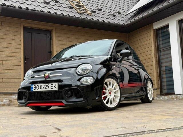 Чорний Фіат 500, об'ємом двигуна 1.4 л та пробігом 122 тис. км за 9700 $, фото 1 на Automoto.ua