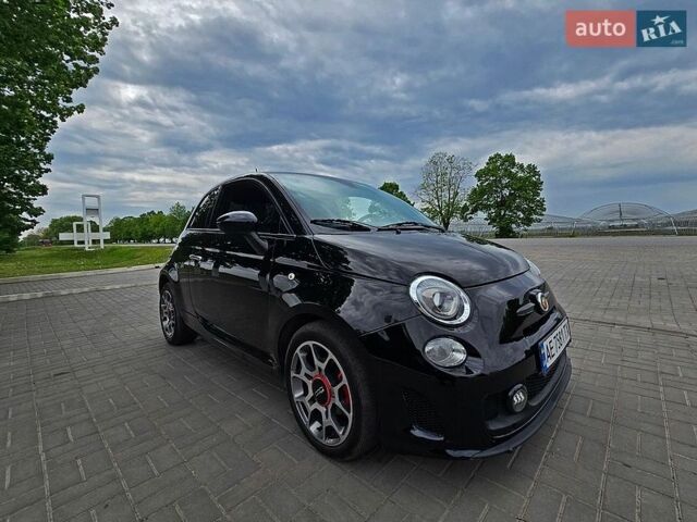 Черный Фиат 500, объемом двигателя 1.4 л и пробегом 158 тыс. км за 7300 $, фото 1 на Automoto.ua