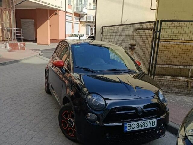Чорний Фіат 500, об'ємом двигуна 0 л та пробігом 62 тис. км за 8476 $, фото 1 на Automoto.ua