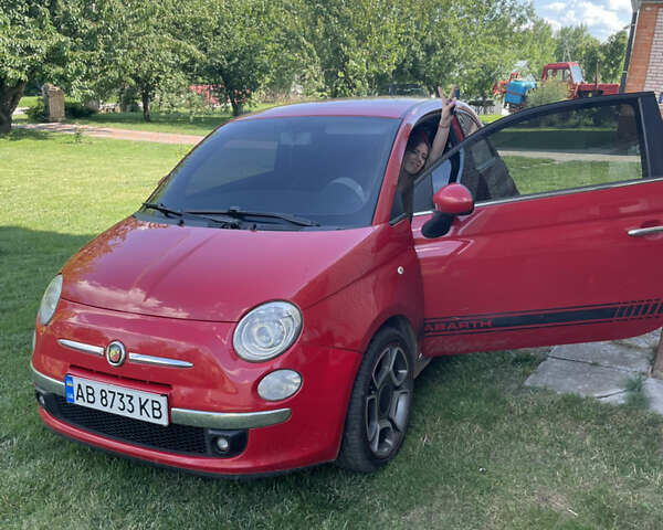 Червоний Фіат 500, об'ємом двигуна 1.24 л та пробігом 200 тис. км за 5200 $, фото 1 на Automoto.ua