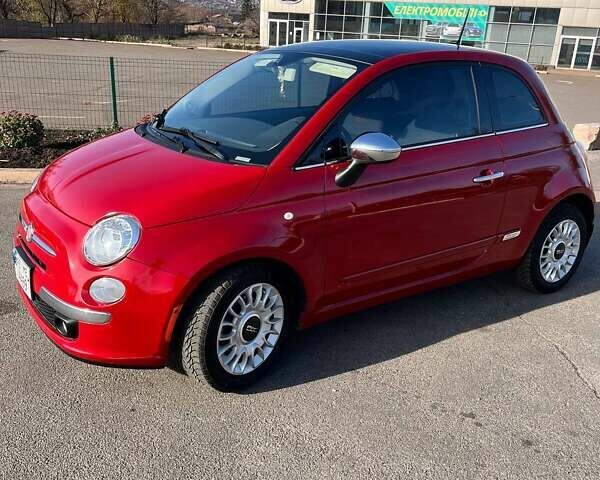 Красный Фиат 500, объемом двигателя 1.37 л и пробегом 126 тыс. км за 8500 $, фото 1 на Automoto.ua