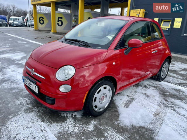 Красный Фиат 500, объемом двигателя 1.37 л и пробегом 120 тыс. км за 6500 $, фото 1 на Automoto.ua