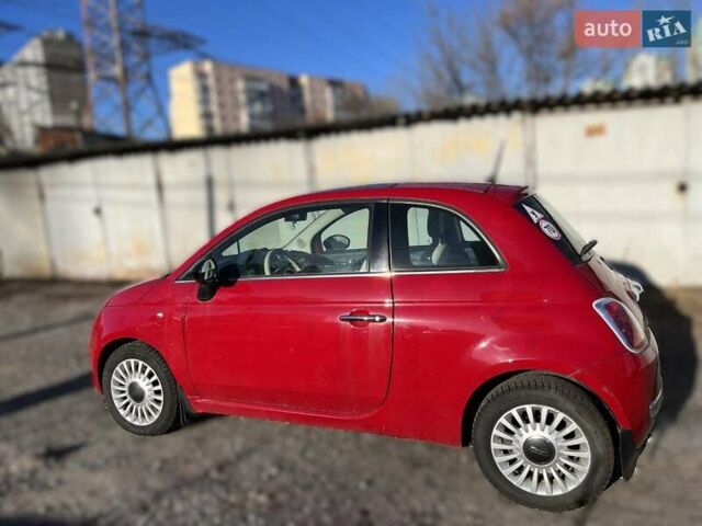 Красный Фиат 500, объемом двигателя 1.24 л и пробегом 235 тыс. км за 6000 $, фото 1 на Automoto.ua