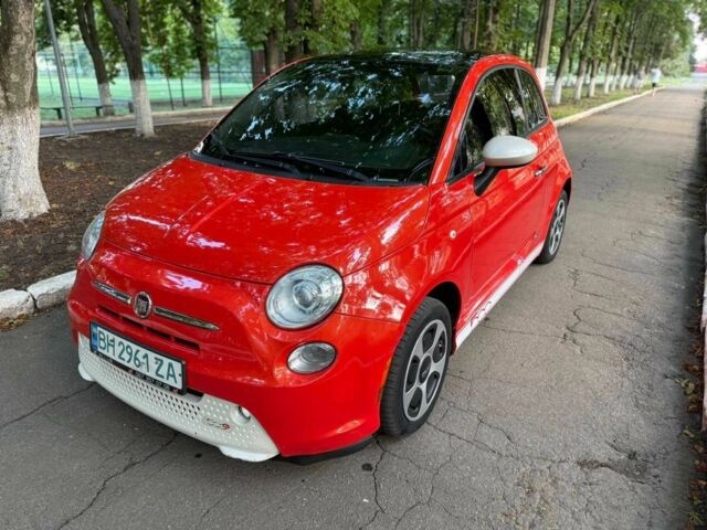 Червоний Фіат 500, об'ємом двигуна 0 л та пробігом 112 тис. км за 6933 $, фото 1 на Automoto.ua