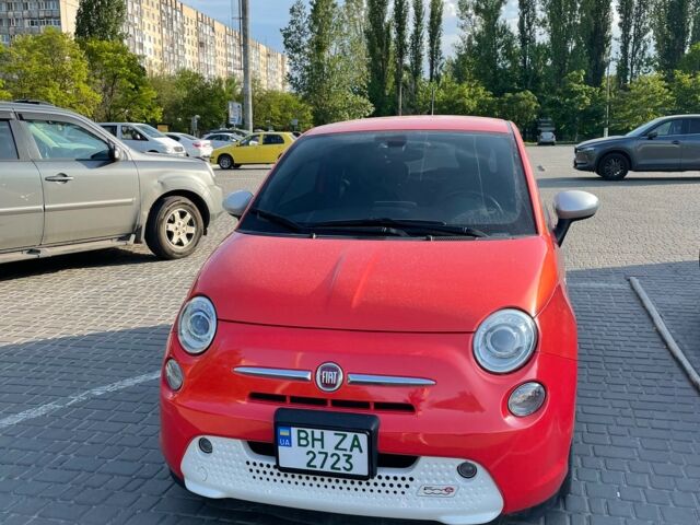 Червоний Фіат 500, об'ємом двигуна 0 л та пробігом 35 тис. км за 10000 $, фото 1 на Automoto.ua