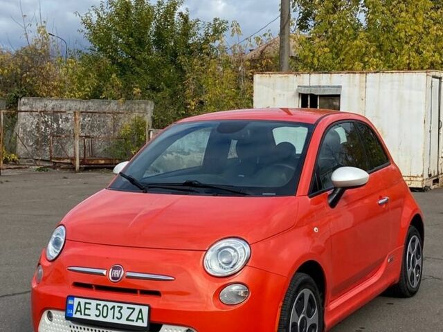Красный Фиат 500, объемом двигателя 0 л и пробегом 55 тыс. км за 7500 $, фото 1 на Automoto.ua