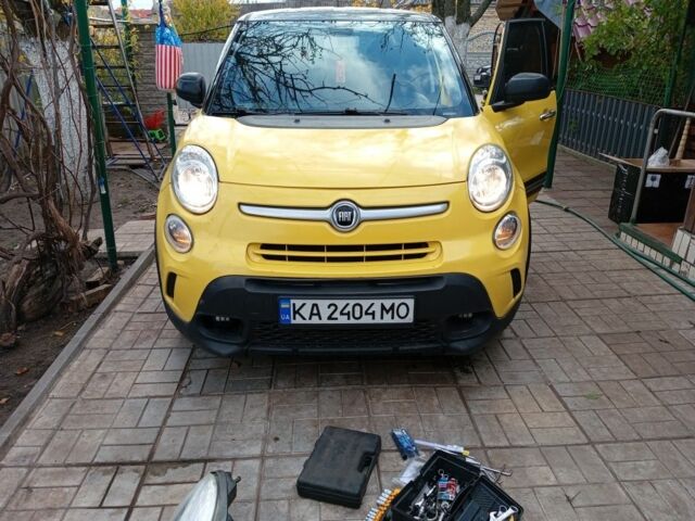 Желтый Фиат 500, объемом двигателя 1.4 л и пробегом 166 тыс. км за 9999 $, фото 1 на Automoto.ua