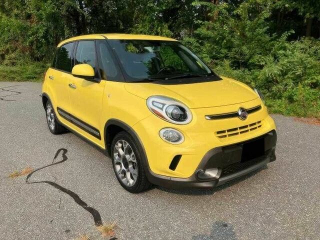 Желтый Фиат 500, объемом двигателя 1.4 л и пробегом 98 тыс. км за 3900 $, фото 1 на Automoto.ua