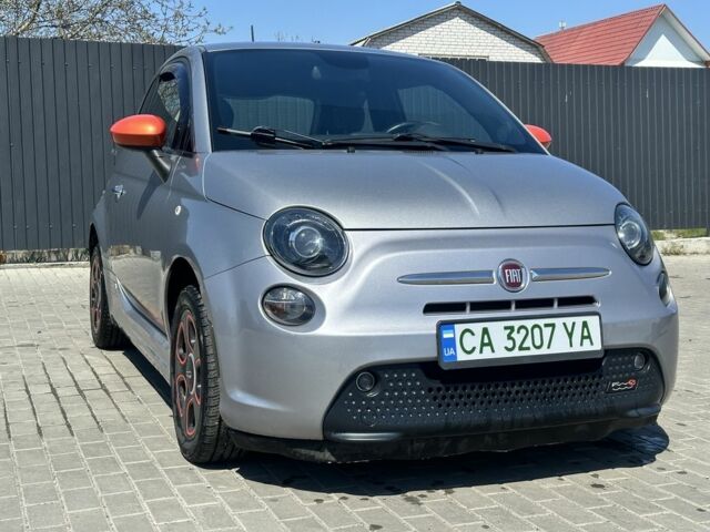 Серый Фиат 500, объемом двигателя 0 л и пробегом 131 тыс. км за 5600 $, фото 1 на Automoto.ua