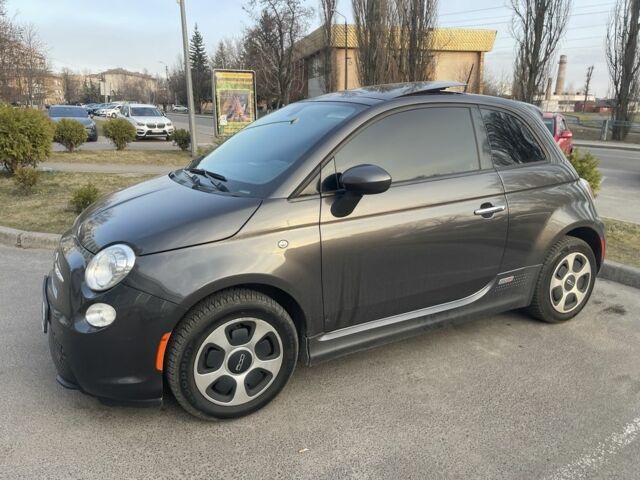 Серый Фиат 500, объемом двигателя 0 л и пробегом 144 тыс. км за 7999 $, фото 1 на Automoto.ua
