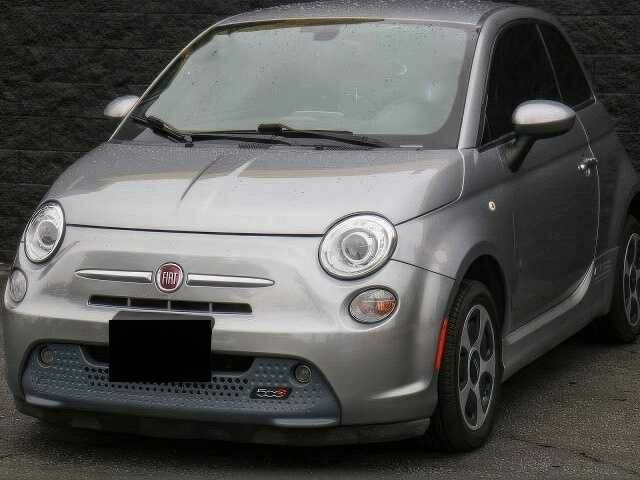 Серый Фиат 500, объемом двигателя 0 л и пробегом 88 тыс. км за 5000 $, фото 1 на Automoto.ua