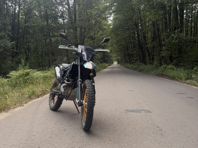 Серый Фиат 500, объемом двигателя 1.4 л и пробегом 94 тыс. км за 2346 $, фото 1 на Automoto.ua