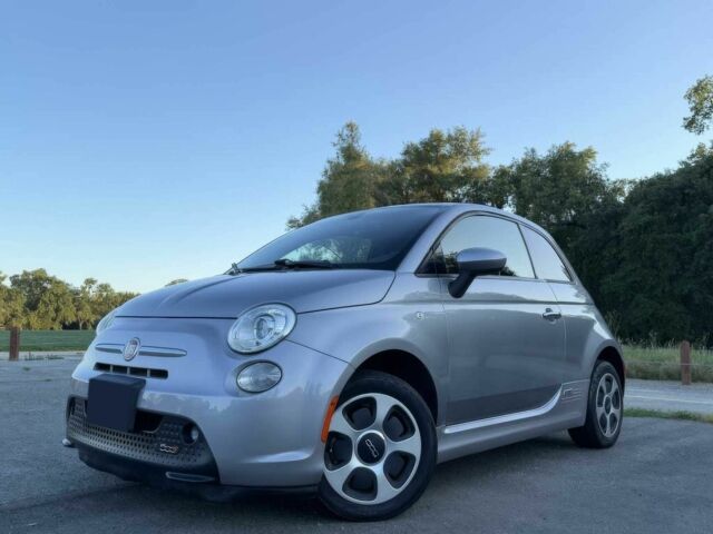 Серый Фиат 500, объемом двигателя 0 л и пробегом 62 тыс. км за 4797 $, фото 1 на Automoto.ua