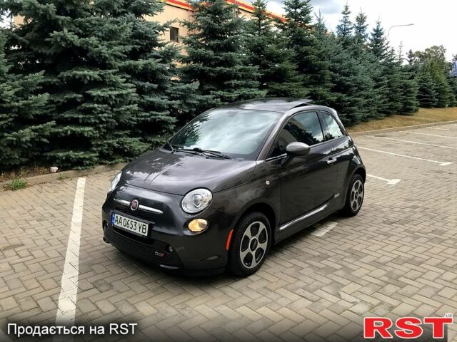 Серый Фиат 500, объемом двигателя 0.12 л и пробегом 42 тыс. км за 10000 $, фото 1 на Automoto.ua
