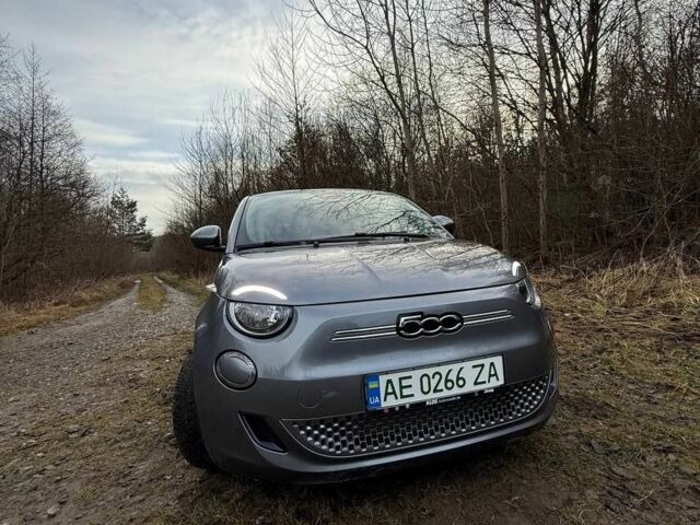 Серый Фиат 500, объемом двигателя 0 л и пробегом 8 тыс. км за 14999 $, фото 1 на Automoto.ua