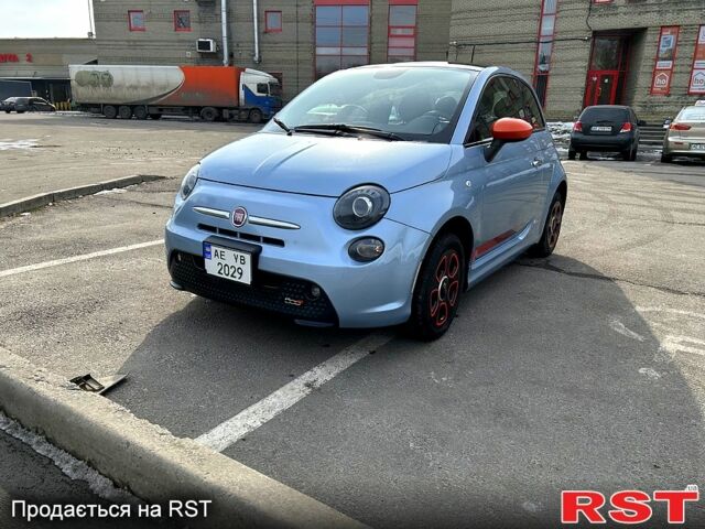 Синій Фіат 500, об'ємом двигуна 0 л та пробігом 96 тис. км за 7800 $, фото 1 на Automoto.ua