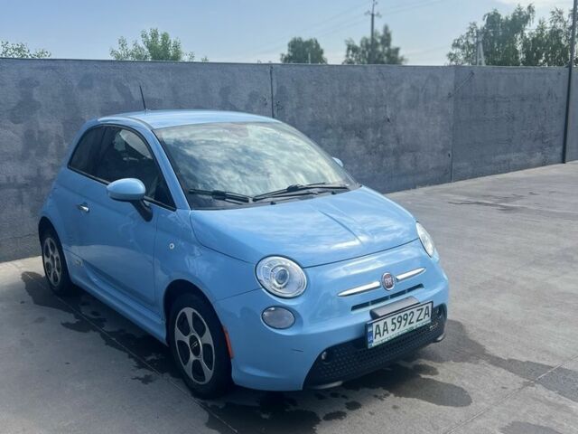 Синій Фіат 500, об'ємом двигуна 0 л та пробігом 105 тис. км за 7500 $, фото 1 на Automoto.ua