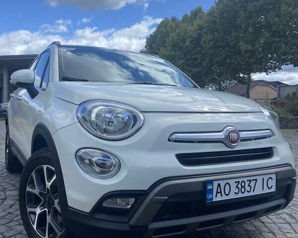 Белый Фиат 500X, объемом двигателя 2.4 л и пробегом 98 тыс. км за 12600 $, фото 1 на Automoto.ua