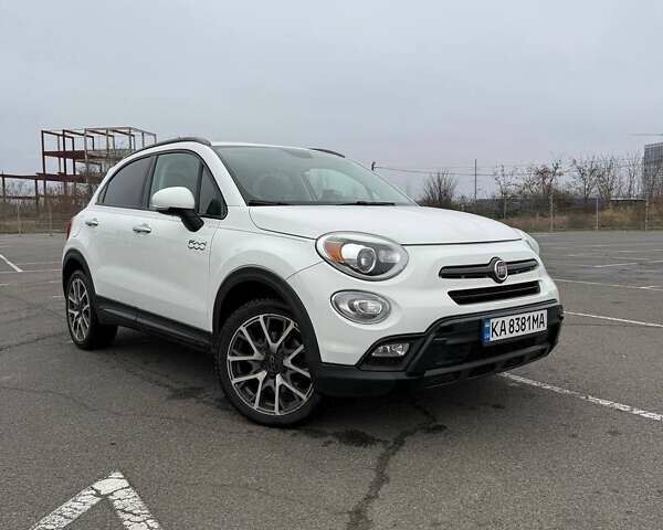 Білий Фіат 500X, об'ємом двигуна 2.4 л та пробігом 127 тис. км за 12500 $, фото 1 на Automoto.ua