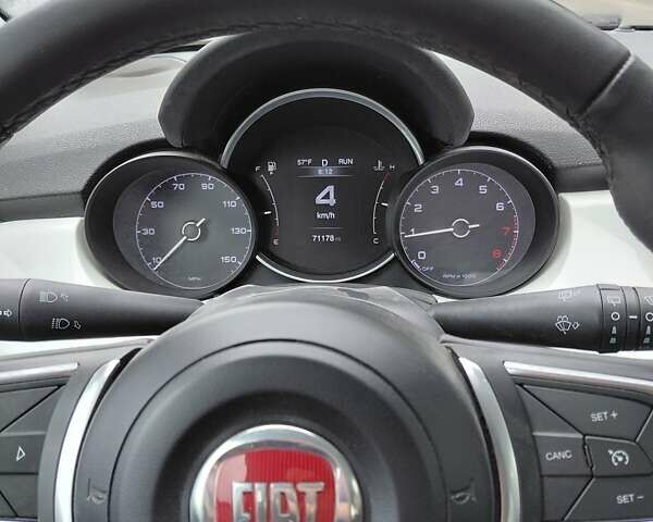 Белый Фиат 500 X, объемом двигателя 1.3 л и пробегом 113 тыс. км за 16800 $, фото 1 на Automoto.ua