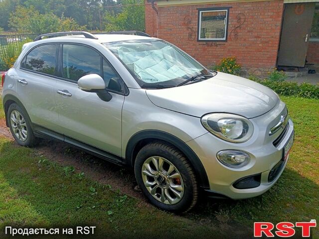 Серый Фиат 500X, объемом двигателя 2.4 л и пробегом 186 тыс. км за 12000 $, фото 1 на Automoto.ua