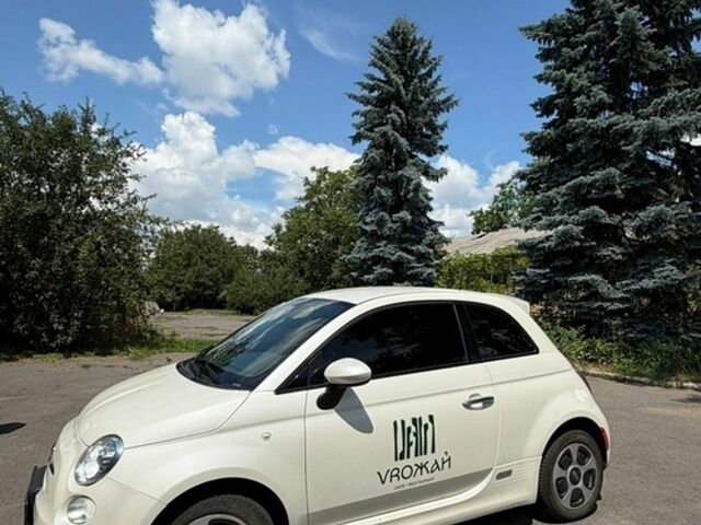 Белый Фиат 500e, объемом двигателя 0 л и пробегом 115 тыс. км за 8200 $, фото 1 на Automoto.ua