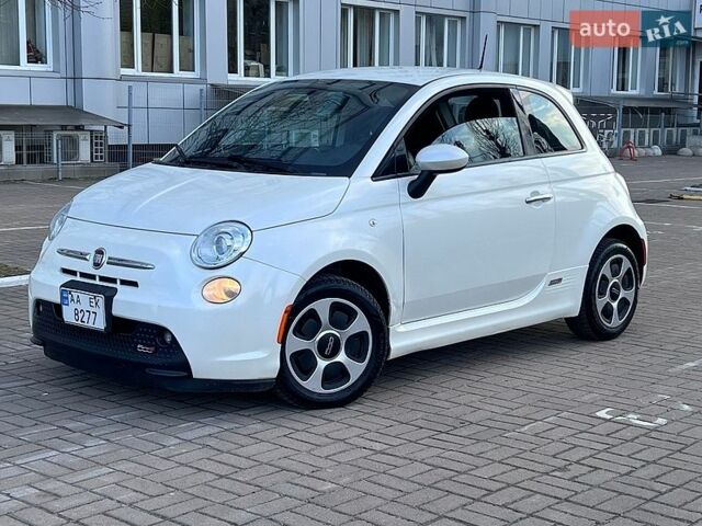 Белый Фиат 500e, объемом двигателя 0 л и пробегом 80 тыс. км за 6798 $, фото 1 на Automoto.ua
