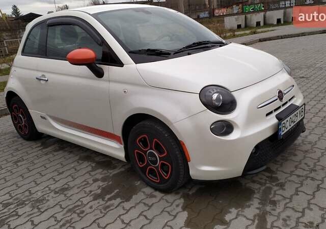 Белый Фиат 500e, объемом двигателя 0 л и пробегом 102 тыс. км за 11000 $, фото 1 на Automoto.ua