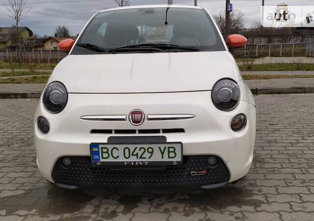 Белый Фиат 500e, объемом двигателя 0 л и пробегом 99 тыс. км за 11200 $, фото 1 на Automoto.ua