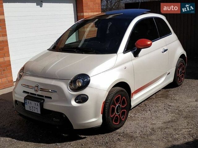 Білий Фіат 500e, об'ємом двигуна 0 л та пробігом 60 тис. км за 8500 $, фото 1 на Automoto.ua