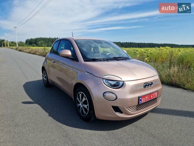 Бежевый Фиат 500e, объемом двигателя 0 л и пробегом 58 тыс. км за 15500 $, фото 1 на Automoto.ua