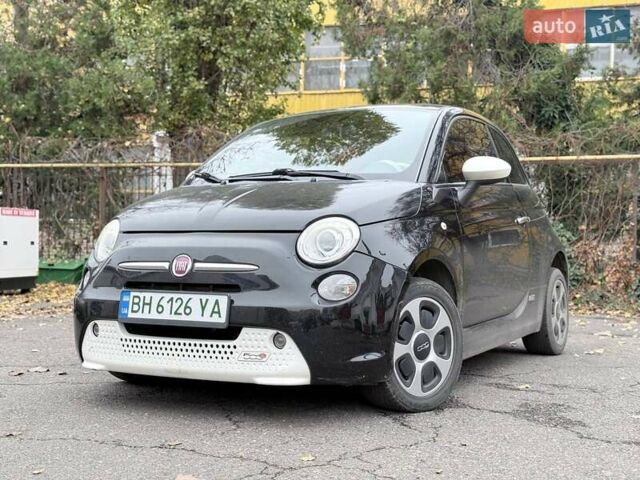 Черный Фиат 500e, объемом двигателя 0 л и пробегом 97 тыс. км за 5999 $, фото 1 на Automoto.ua