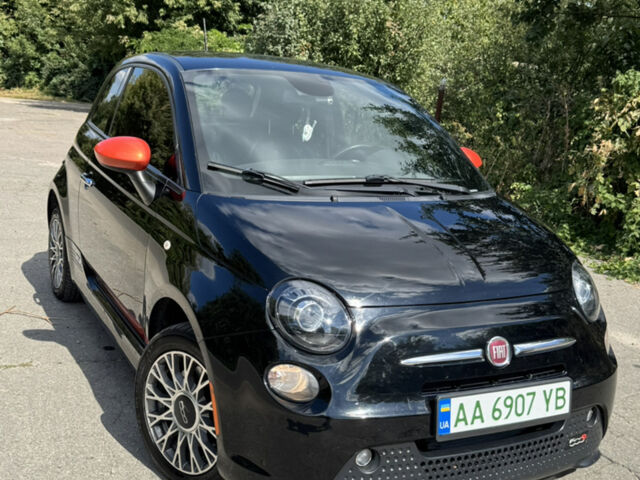 Чорний Фіат 500e, об'ємом двигуна 0 л та пробігом 104 тис. км за 6000 $, фото 1 на Automoto.ua