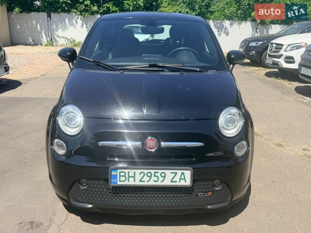 Чорний Фіат 500e, об'ємом двигуна 0 л та пробігом 83 тис. км за 7199 $, фото 1 на Automoto.ua