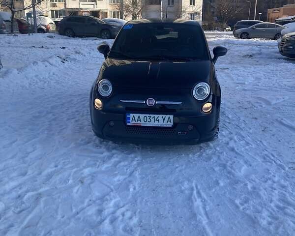 Чорний Фіат 500e, об'ємом двигуна 0 л та пробігом 127 тис. км за 6900 $, фото 1 на Automoto.ua