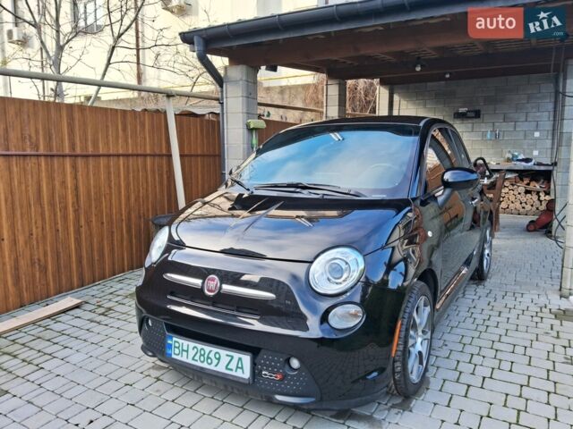 Черный Фиат 500e, объемом двигателя 0 л и пробегом 59 тыс. км за 9500 $, фото 1 на Automoto.ua