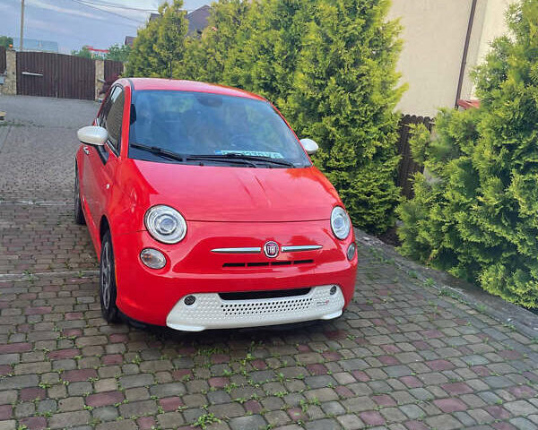 Красный Фиат 500e, объемом двигателя 0 л и пробегом 77 тыс. км за 7500 $, фото 1 на Automoto.ua