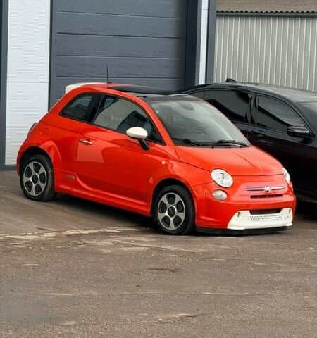 Красный Фиат 500e, объемом двигателя 0 л и пробегом 133 тыс. км за 4999 $, фото 1 на Automoto.ua