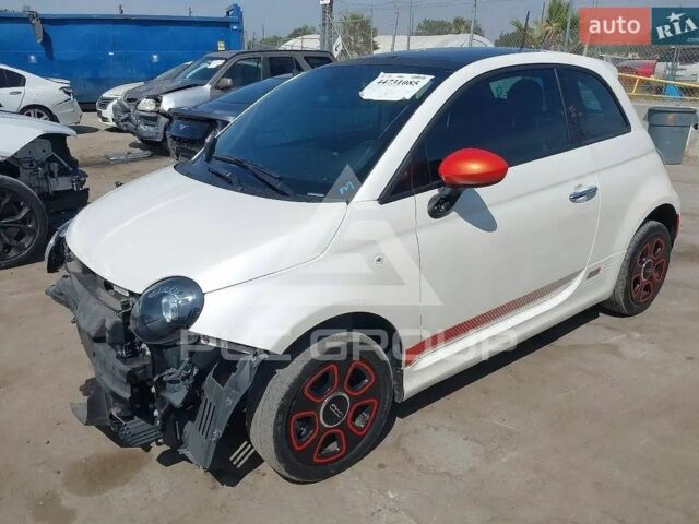 Фиат 500e, объемом двигателя 0 л и пробегом 74 тыс. км за 3500 $, фото 1 на Automoto.ua