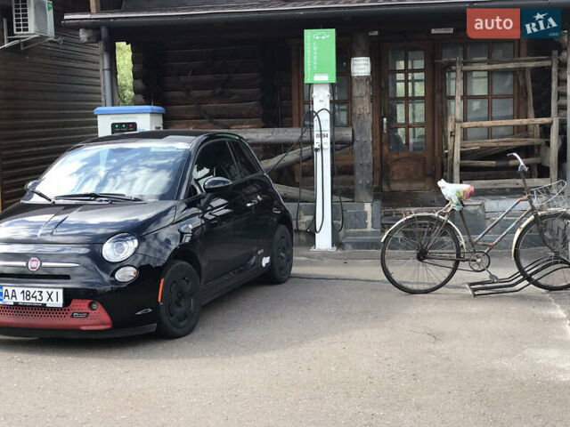 Фіат 500e, об'ємом двигуна 0 л та пробігом 84 тис. км за 5490 $, фото 1 на Automoto.ua