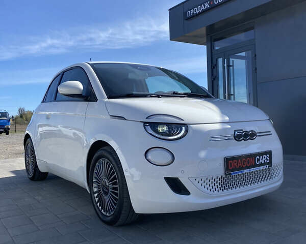 Фіат 500e, об'ємом двигуна 0 л та пробігом 22 тис. км за 21388 $, фото 1 на Automoto.ua