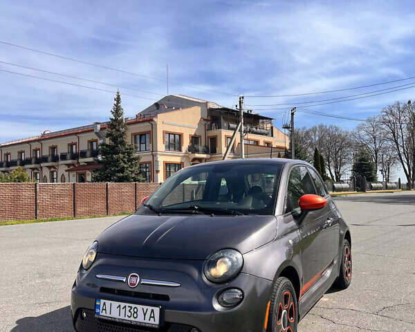 Серый Фиат 500e, объемом двигателя 0 л и пробегом 116 тыс. км за 6899 $, фото 1 на Automoto.ua